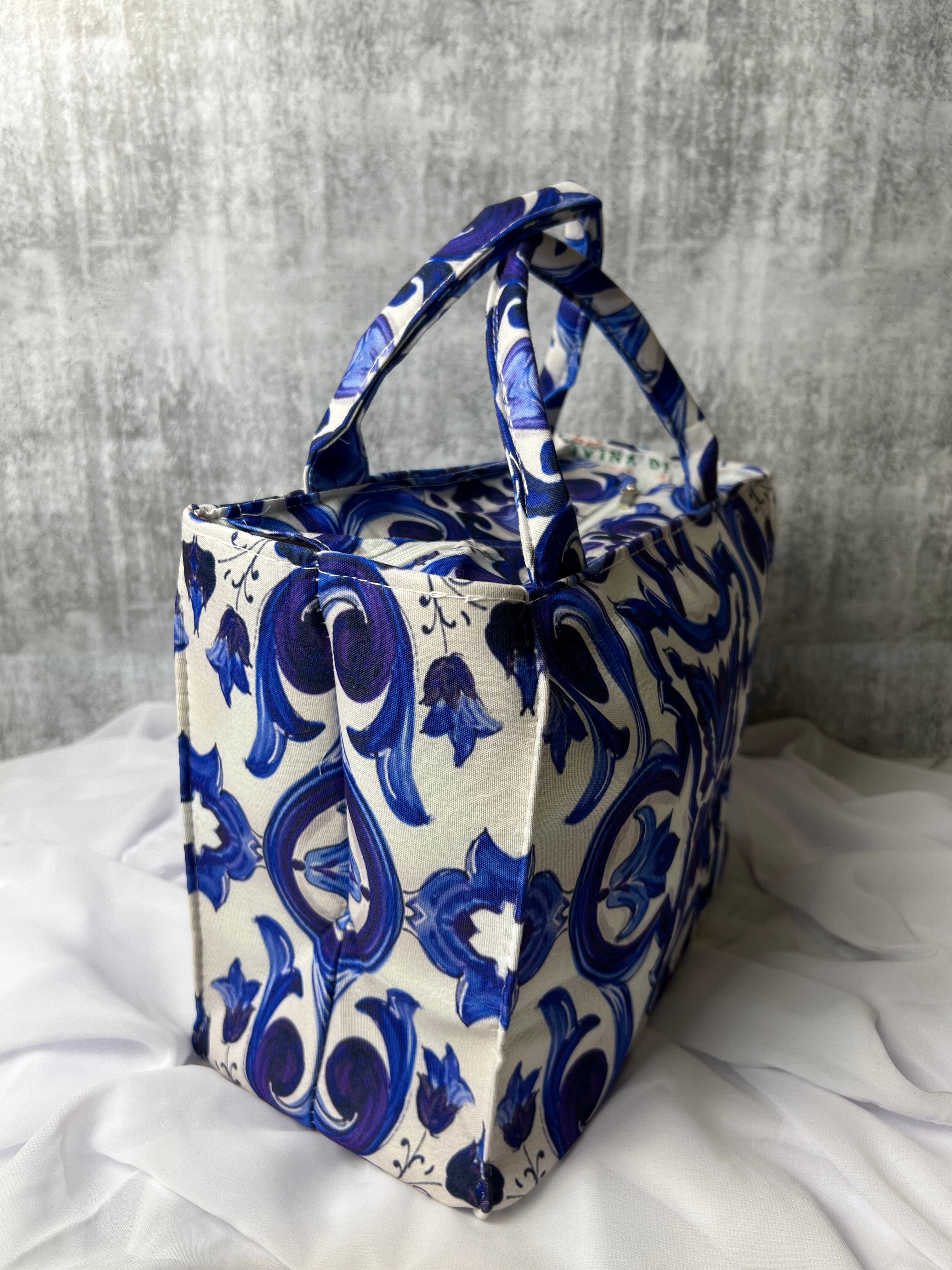 Majolica & Italian Lemon Print Travel Bag | Medium Size Bag