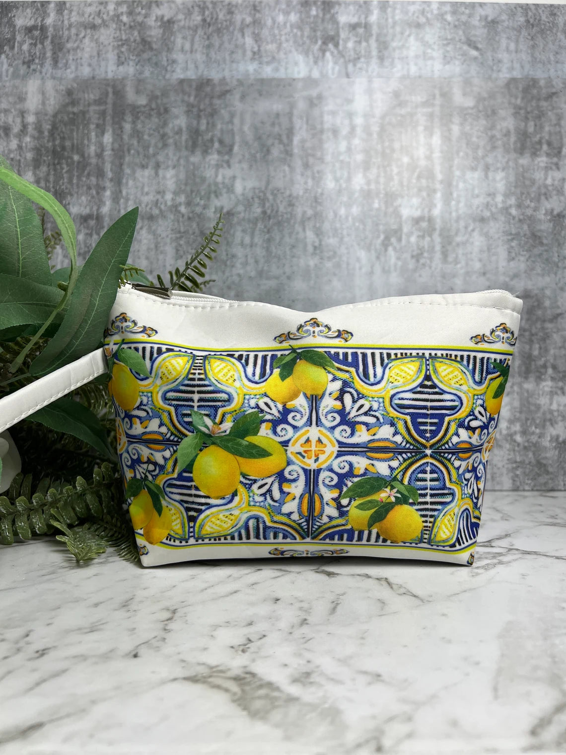 Italian Design Travel Bag | Majolica Make Up Bag